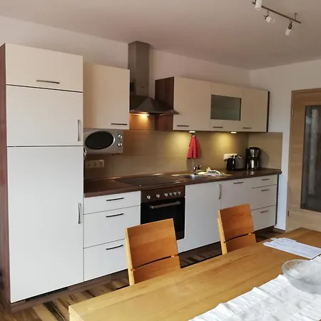 Maria Apartment Tettenweis